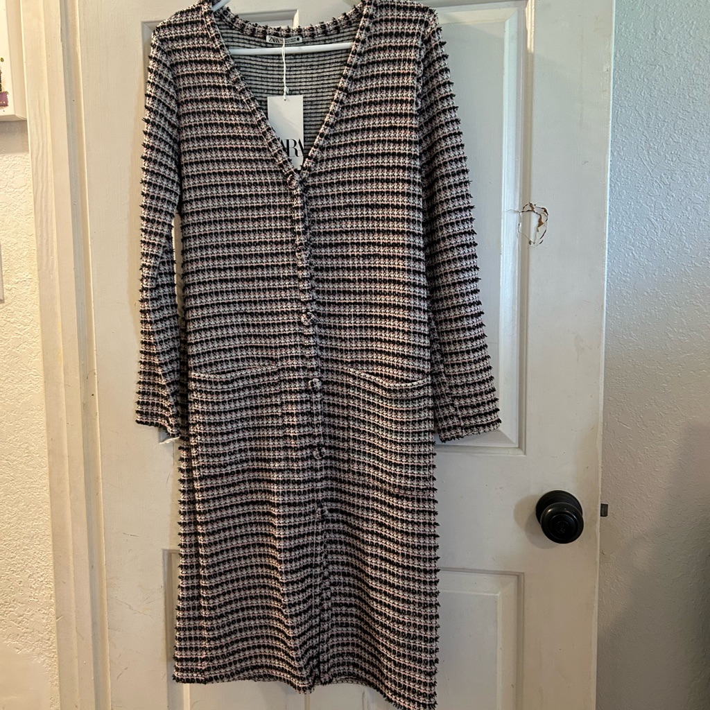 Zara Black And White Houndstooth Long Sleeve Knit Dress